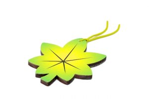 ↑絵馬発祥の地とされる同社。このシーズン限定で、青もみじの絵馬が登場する