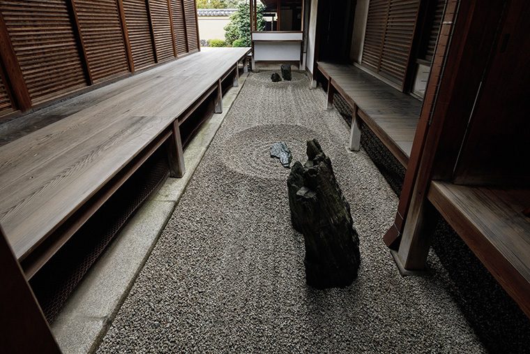 京都の石庭は冬が旬 11の名庭で知る 枯山水 の基礎知識と楽しみ方 Living アットリビング